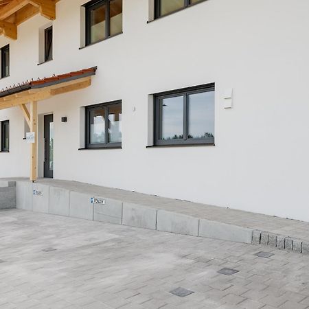 Fenjoy: Ferienapartment In Neubau / Balkon / Bbq Bernau am Chiemsee Eksteriør bilde